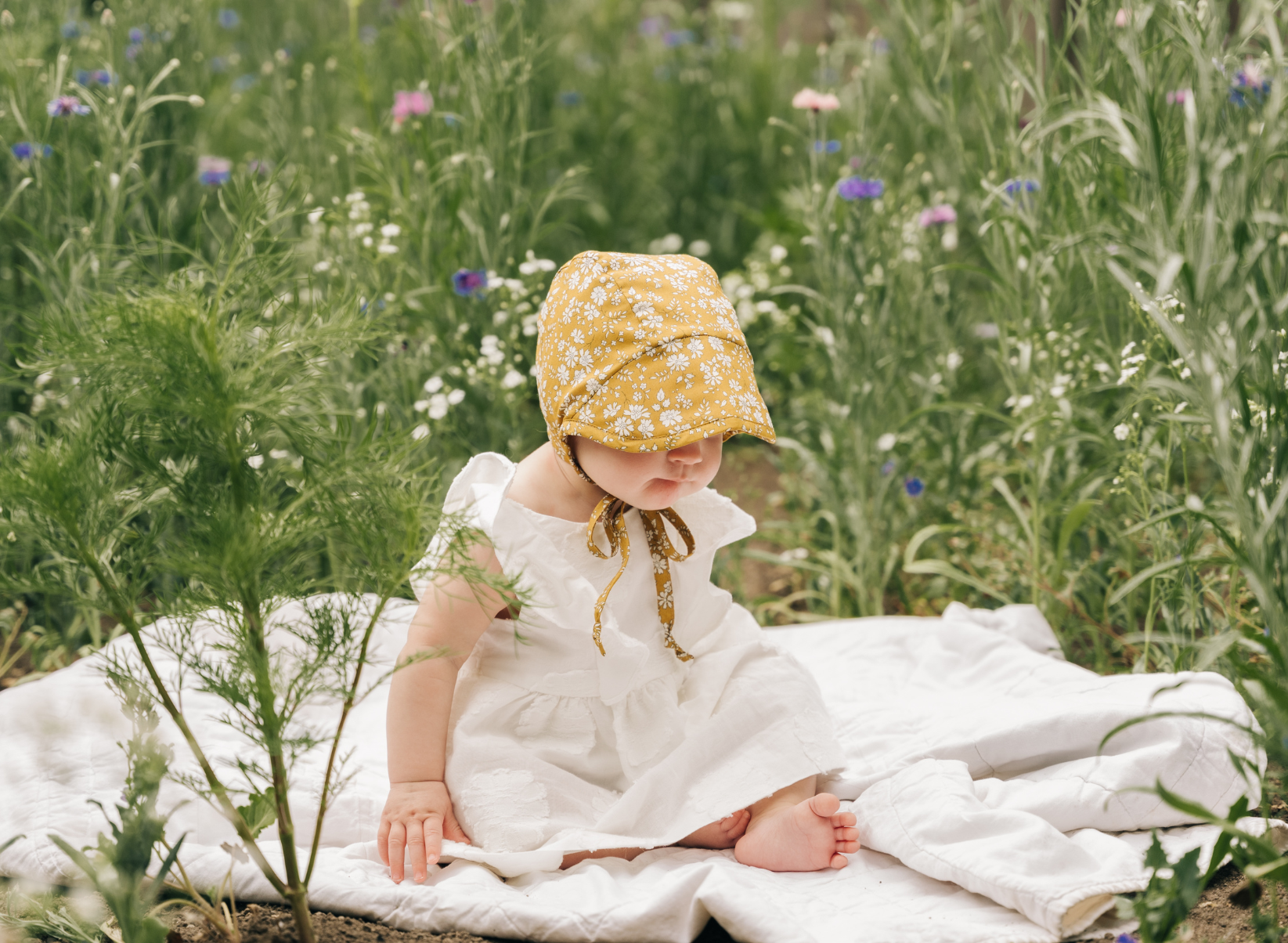The Benefits of Outdoor Play for Babies in Spring – Briar Baby®